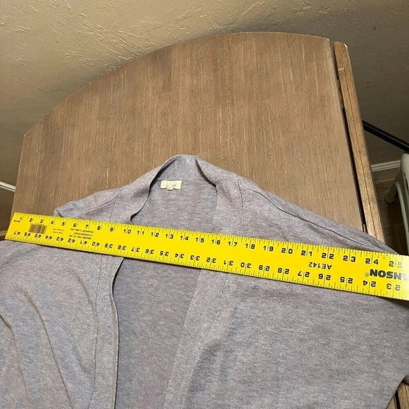 Women’s Debut Cardigan Size Large - Picture 7 of 8